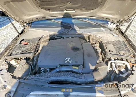 2019 Mercedes-Benz C 300 z USA, uszkodzony, nr VIN WDDWK8DB8KF809668